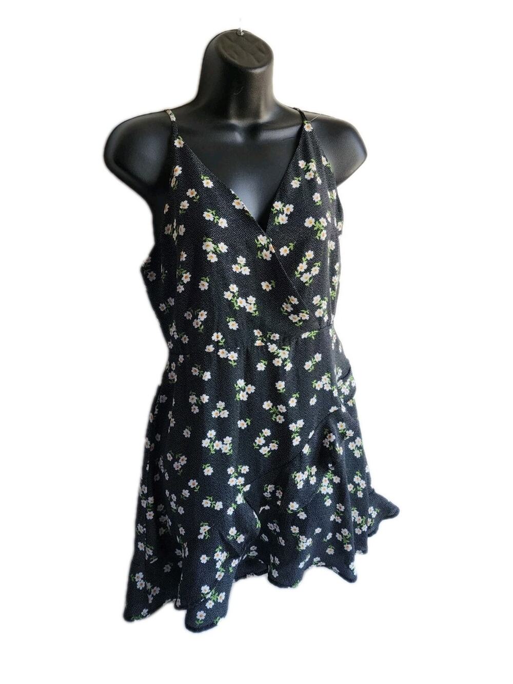 Altar'd State Small Everlee black floral print Boho mini dress v neck ruffles